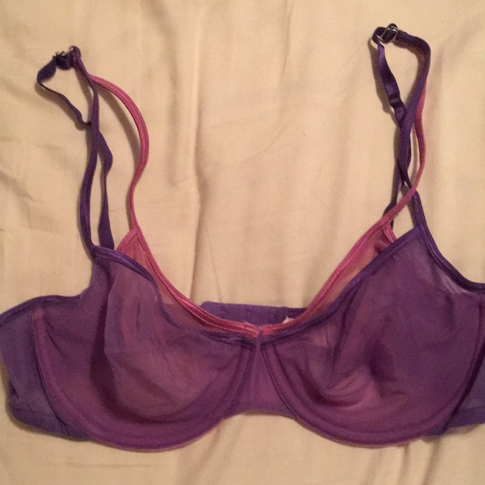 VS 34c T shirt bra